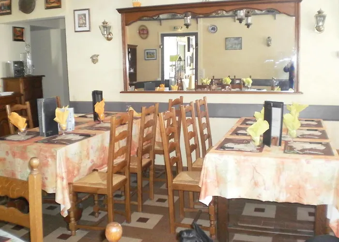 Hotel Le Deltaplane 2*